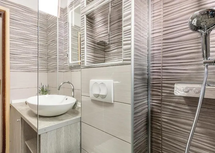 아파트 Two-bedroom In 파자나